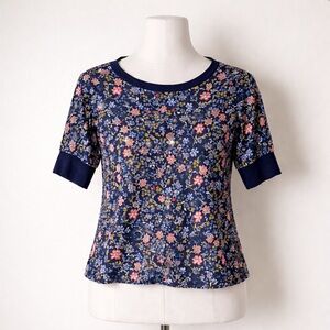 Lauren Ralph Lauren Women’s Ribbed Collar Ringer Floral Top Medium Blue Preppy